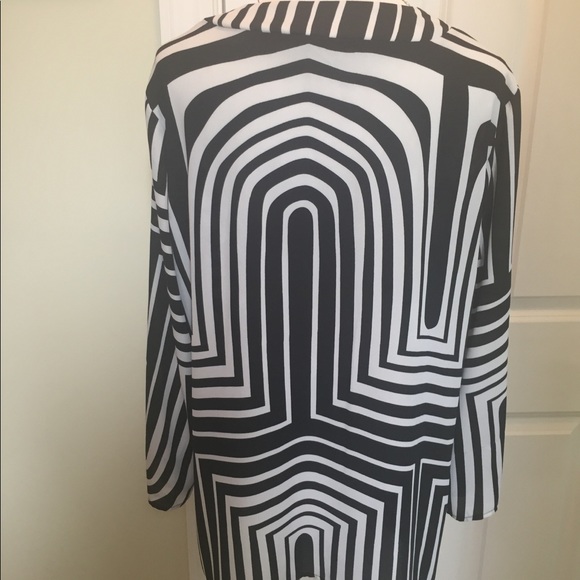 Roz & Ali black and white tunic - Picture 3 of 6